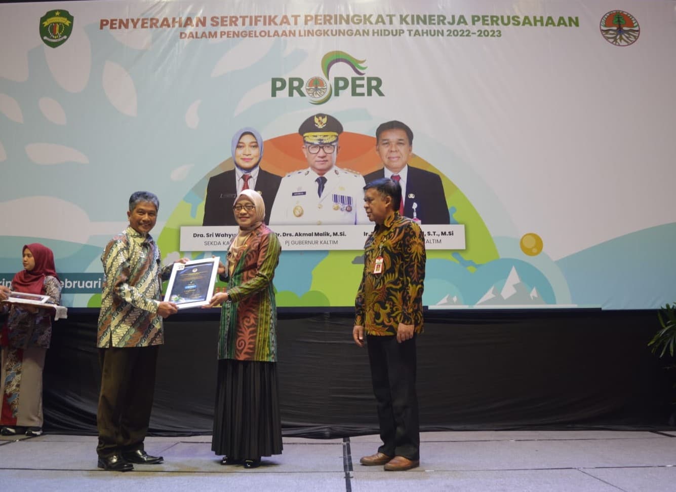 TLDN Receives National PROPER Certificate Award